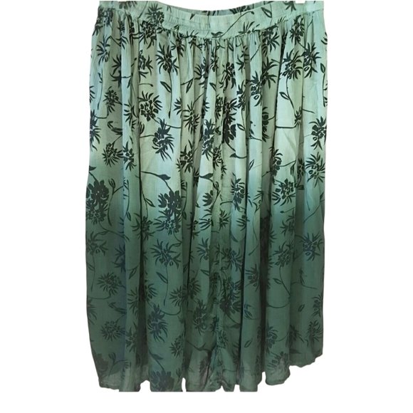 Green ombre skirt - Picture 1 of 2